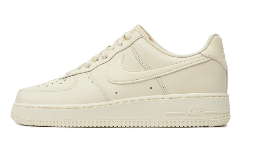 Buty Nike Air Force 1 „Coconut Milk” DM0211-101 - obrazek 5
