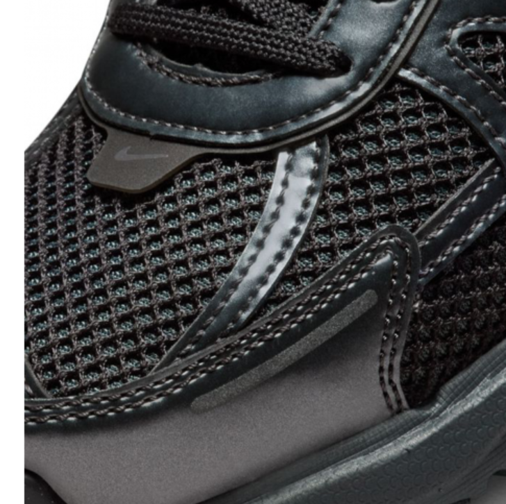 Buty Nike V2K Run FD0736-001 Black Dark Smoke Grey - obrazek 4