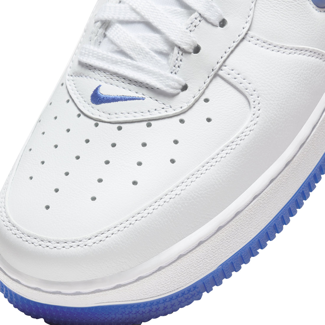 Buty Nike Air Force 1 FN5924-102 Color of The Month Royal Jewel - obrazek 6